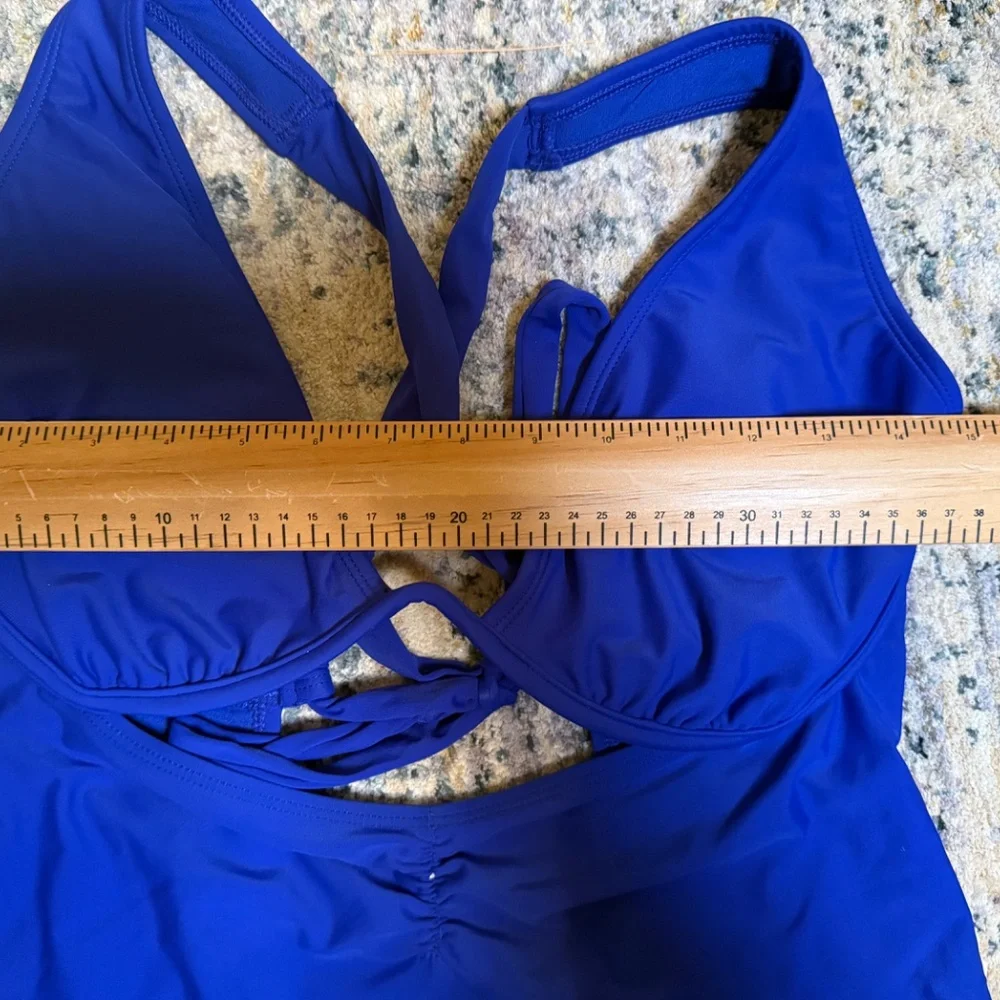 Shade & Shore One-Piece Swimsuit with cutout and underwire sz XL